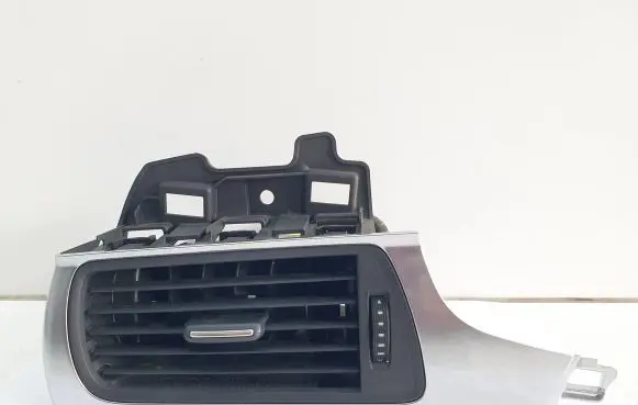 Audi A6 S6 C7 4G Dashboard side air vent grill/cover trim 4G1820901
