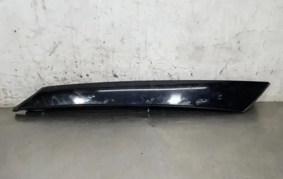 Skoda Fabia Mk2 (5J) (B) pillar trim (top) 5J6853264A