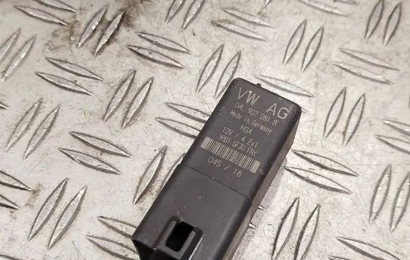 Man TGE 1gen Glow plug pre-heat relay 04L907281B 045718