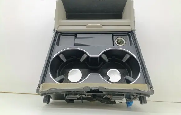 Mercedes-Benz ML W166 Cup holder 16930028
