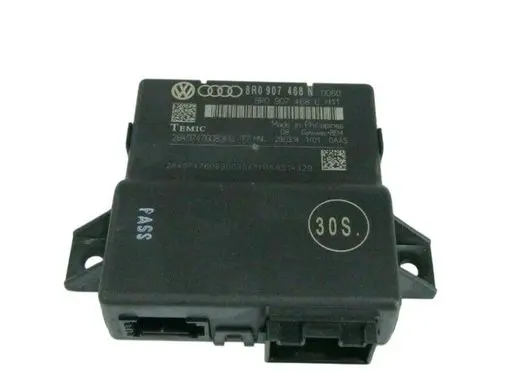 Audi A4 S4 B8 8K Gateway control module 8T0907468c