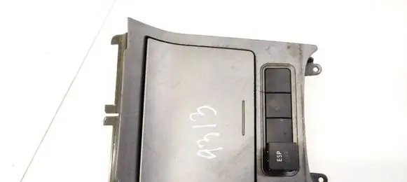 Volkswagen Golf V Glove box 1K0857961 VAR2190