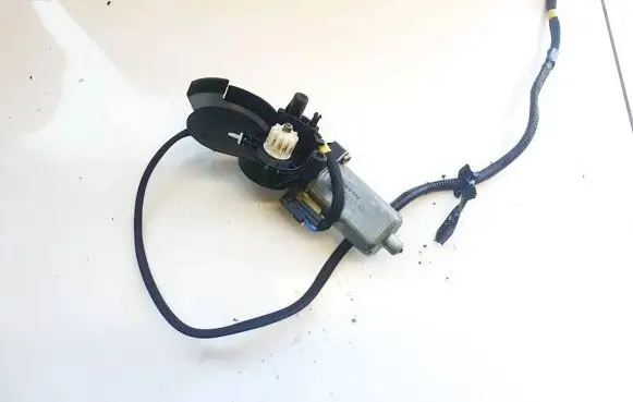 Mercedes-Benz C W203 Seat adjustment motor a2038202042kz 82041806-5