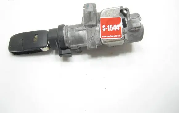 Volkswagen PASSAT B5.5 Ignition lock 4B0905851F
