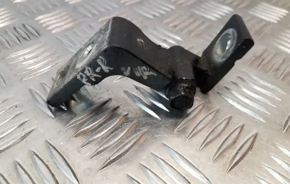 Seat Leon (1M) Front door upper hinge