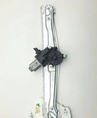 Hyundai Tucson TL Front door window regulator with motor 82460N7010 403335A