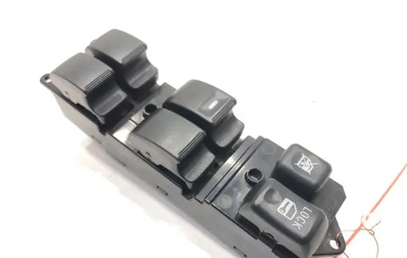 Mitsubishi Outlander Electric window control switch 8608A187