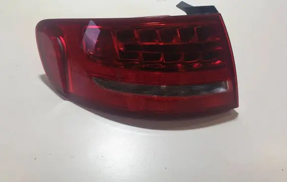 Audi A4 S4 B8 8K Rear/tail lights 8K9945095B 261109L