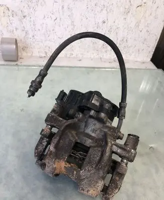 Ford Focus Rear brake caliper Lx612d251bea Lx612d251
