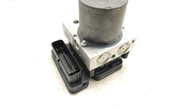 Volvo XC40 ABS Pump 31445742 0265956554