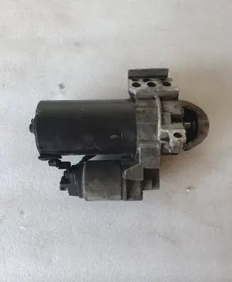 BMW 7 F01 F02 F03 F04 Starter motor 7801203 0001115069