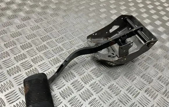 Dodge Charger Brake pedal 