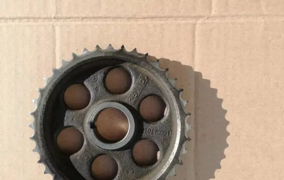 Mercedes-Benz COMPAKT W115 Camshaft pulley/ VANOS 1210520201