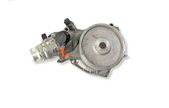 BMW 5 F10 F11 Water pump 7571792