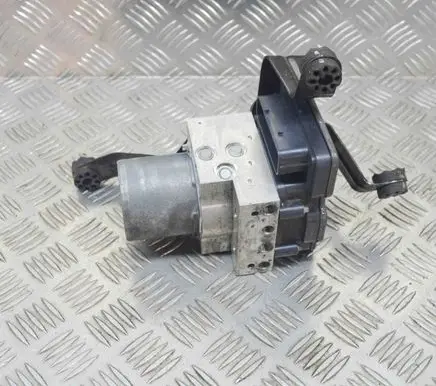 BMW X5 F15 ABS Pump 61230412 6864790