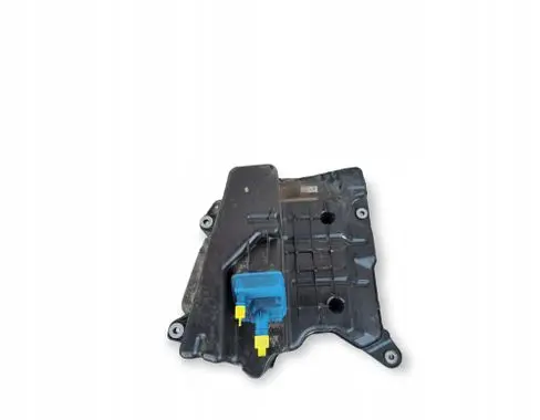 Audi A5 AdBlue liquid reservoir 8W0131878AQ