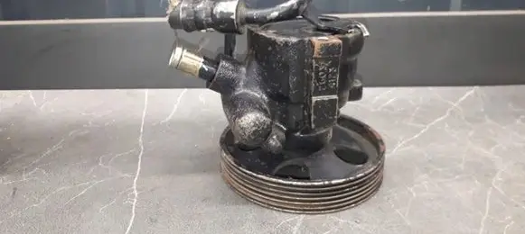 Alfa Romeo 147 Power steering pump