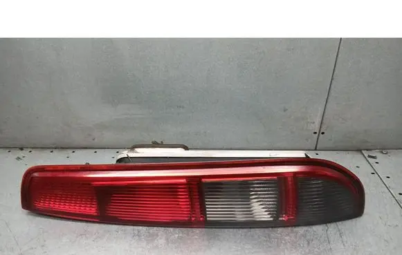 Ford Focus C-MAX Rear/tail lights 4M5113N004