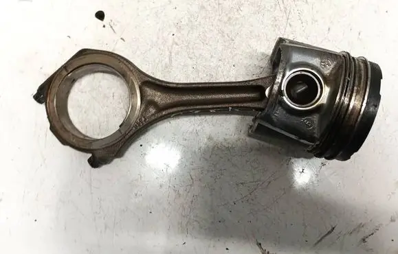 Audi A6 Allroad C5 Piston with connecting rod 059j m041
