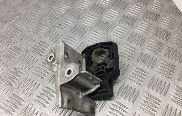 BMW 7 F01 F02 F03 F04 Radiator mount bracket 7186514 7207152