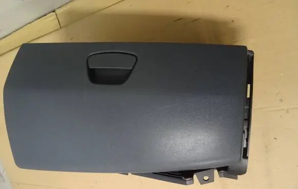 Smart ForFour I Glove box MN902431 A4546800791 1228019