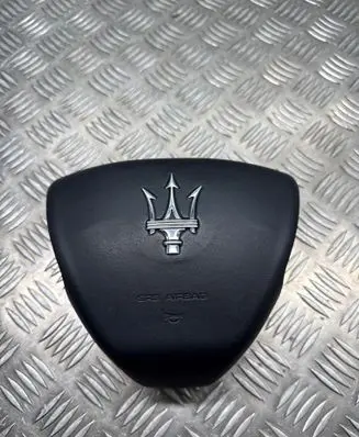 Maserati Ghibli Steering wheel airbag 06700133470 1031114V35