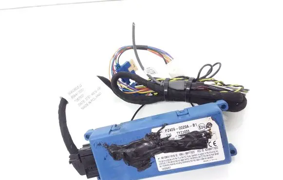 Toyota Avensis T250 Bluetooth control unit module PZ4090029AB1 PZ4090029A TYZ1033