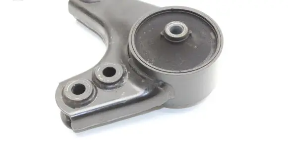 Hyundai Kona I Engine mount bracket