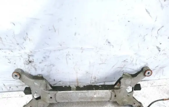 Chrysler 300M Rear subframe 04581017
