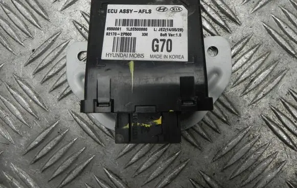 KIA Sorento Light module LCM 921702P500