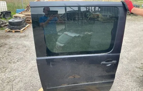 Rear door