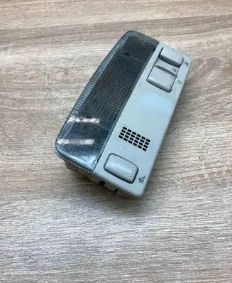 Volkswagen Golf IV Front seat light 3B0947105C