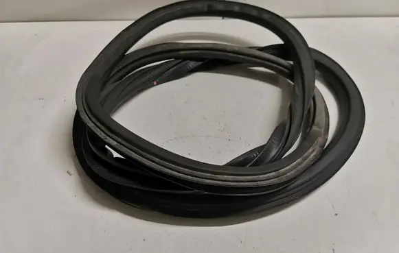 Audi Q5 SQ5 Rubber seal rear door 80A83372LD