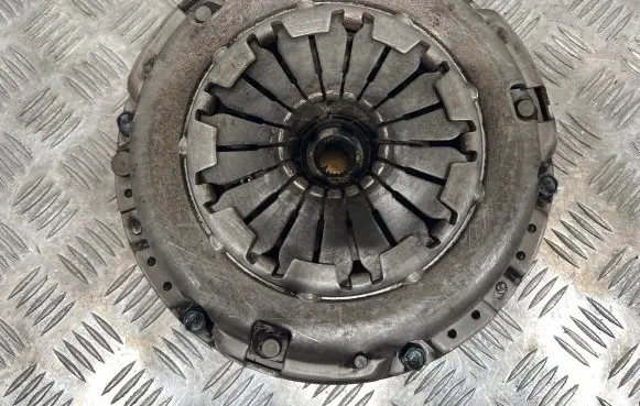 Nissan Juke I F15 Clutch set kit A615A1