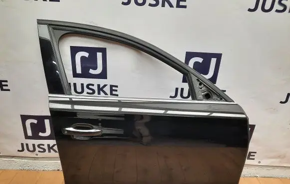 Audi A8 S8 D4 4H Front door LY8X BLACK