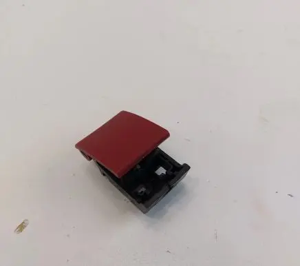 Fiat 500E Engine bonnet (hood) release handle
