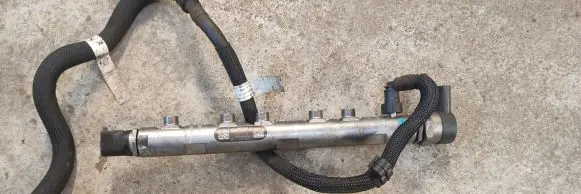 BMW 5 F10 F11 Fuel main line pipe 78006010 0445214135 0281002949