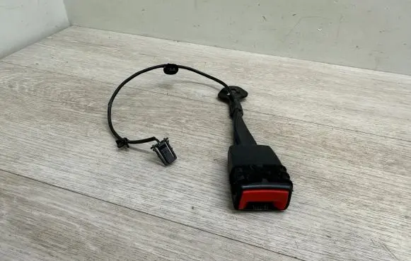 Audi A8 S8 D4 4H Front seatbelt buckle 4H0857755C