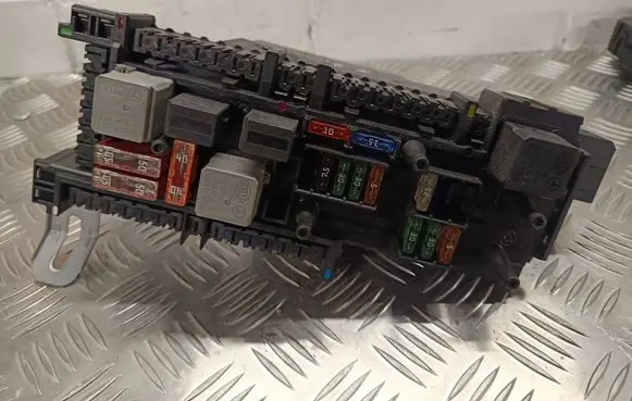 Mercedes-Benz CLS C218 X218 Power management control unit 2129001406 5DK01102321 2319025101