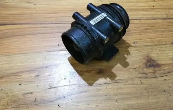 Mazda 323 Mass air flow meter 1974000031 03R07