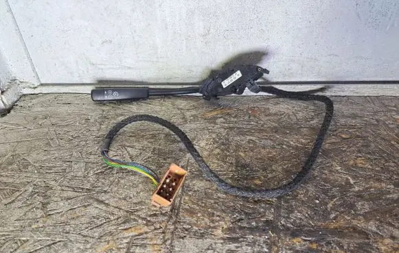 Mercedes-Benz S W140 Cruise control switch 1405450124 202793 LS202793K1