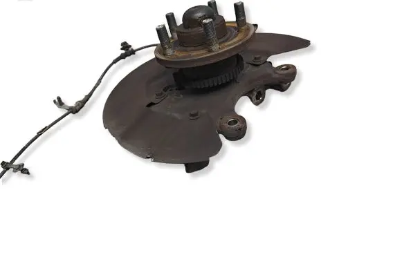 Ford Mustang VI Front wheel hub FR8C8108A