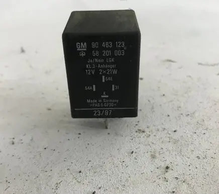 Opel Zafira A Other relay 90463123 58201003