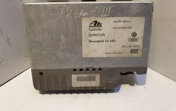 Volkswagen PASSAT B3 ABS control unit/module 357907379