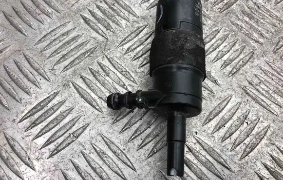 Audi A4 S4 B8 8K Headlight washer pump 3B7955681