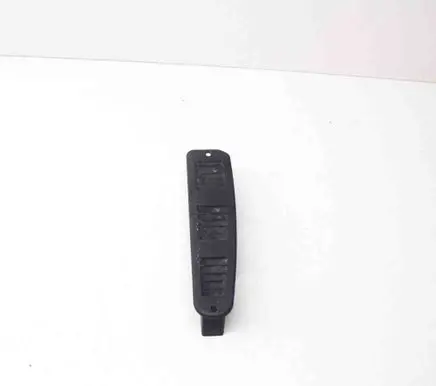 Rear air vent grill