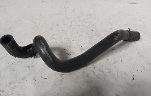 Mercedes-Benz C W203 Engine coolant pipe/hose A2038304296