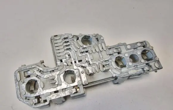 Volkswagen PASSAT B5 Tail light bulb cover holder 3B5945257B