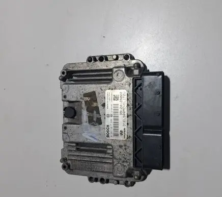 Hyundai ix35 Engine control unit/module 0281017696 391202A000 1039S53091