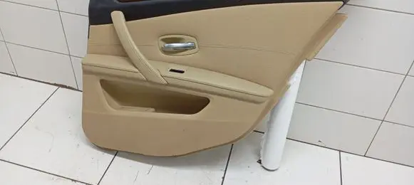 BMW 5 E60 E61 Rear door card panel trim 40801921